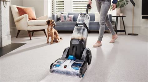 VAX Platinum SmartWash Carpet Cleaner Demonstration, 50% OFF