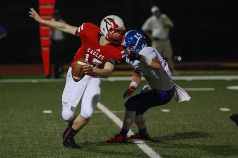 St. Thomas football team runs over foes en route to 2-0 start