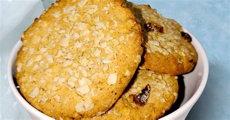 Oatmeal Raisins Cookies