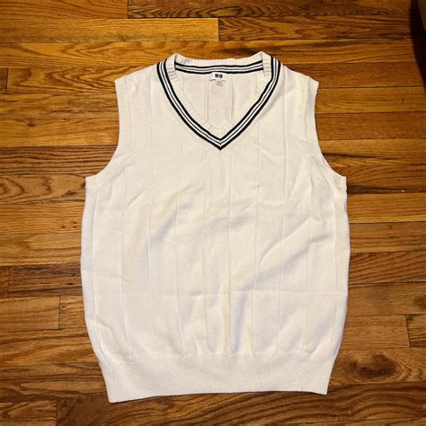 Uniqlo white Sweater Vest Size Small No flaws,... - Depop