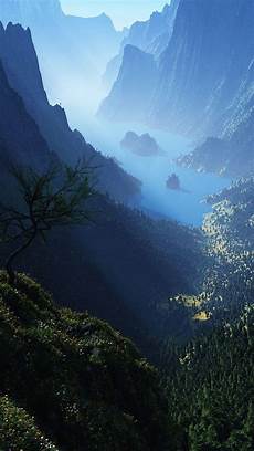 Iphone Xr Background Mountains by Green Mountains Iphone 5 Wallpaper Mountain Wallpaper Iphone Xr Background Mountains