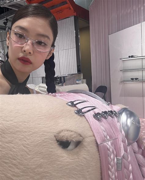 J on Instagram: "Jentle Salon Tokyo Pop Up 🫧 Loveeeee my little capybaras 🫶 need an emoji asap ...