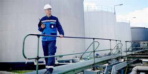Overfill Prevention for tank farm terminals | Endress+Hauser