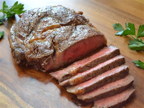 How To Cook The Perfect Steak - Genius Kitchen