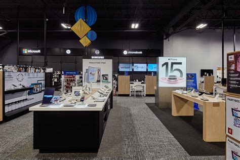 BEST BUY - South Bay Center - Groom Construction