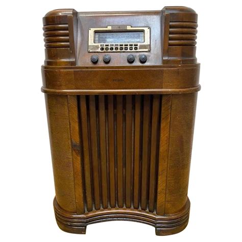 Antique Philco 40-180 Console Floor Radio at 1stDibs | philco antique ...