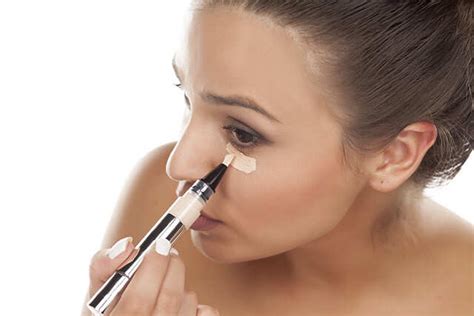Tips On How To Apply Concealer Makeup | Femina.in