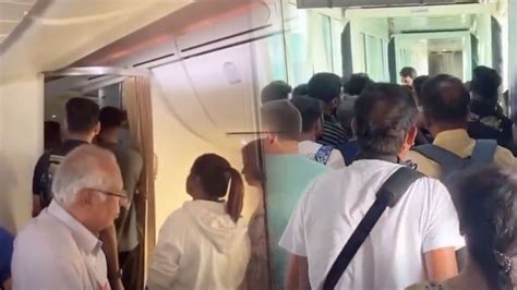 Passengers Start Suffocating In Air India Flight Stuck In Mumbai For ...