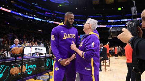 Photos : Lakers vs Hawks (01/06/23) Photo Gallery | NBA.com