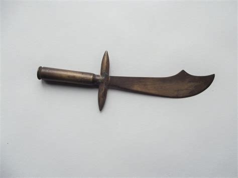 WW1 GERMAN TRENCH ART KNIFE DATED 1917 - DBG Militaria