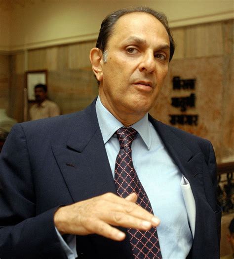 Britannia owner Nusli Wadia has a net worth close to a whopping Rs ...