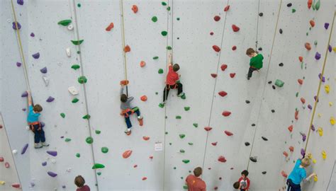 First Ascent Avondale | Climbing, Yoga & Fitness in Chicago