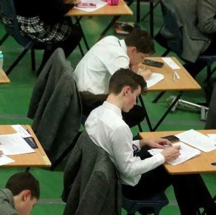 英国2022大考数据：近79万人报考A-level，这些科目报考最多！_考试_成绩_人数