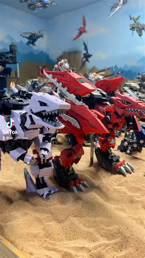 BIG MEATY CLAWS : r/Zoids