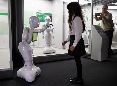 Science Museum Robots 的图像结果