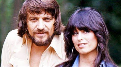 Waylon Jennings' Widow Jessi Colter To Release Tell-All Book About ...