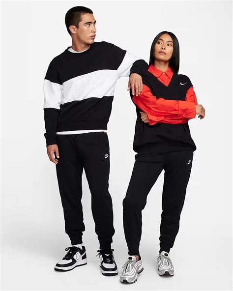 NIKE Sportswear Club Fleece Women's Mid-Rise Joggers- Black/White ...