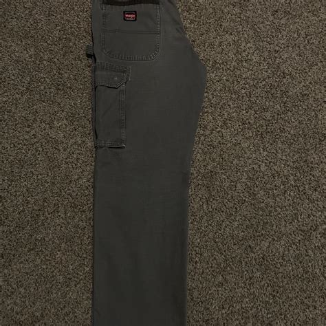 Wrangler work pants/cargos good loss fit. - Depop