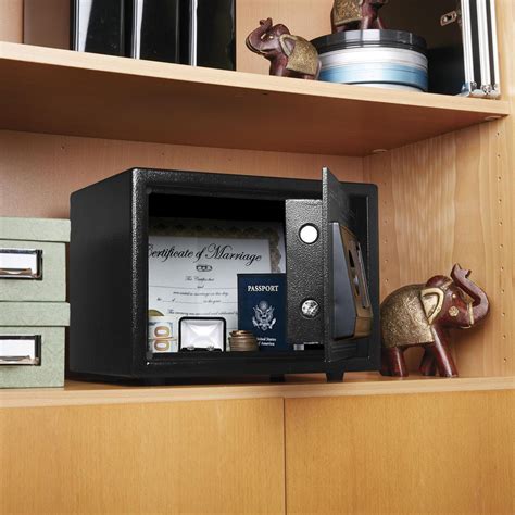 UNION SAFE COMPANY 0.66 cu. ft. Electronic Digital Safe - sosoutils