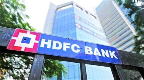HDFC to Merge With HDFC Bank to Create Private Banking Behemoth in ...