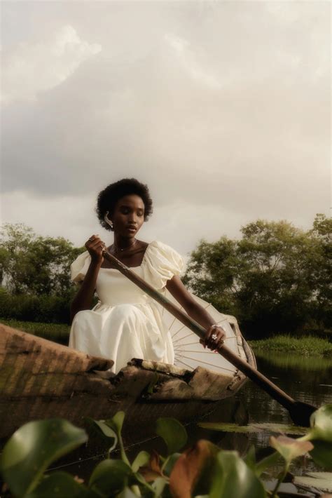 Women+With+Three+Breasts Photos, Download The BEST Free Women+With ...