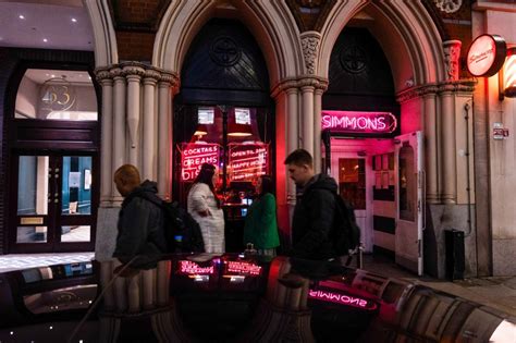 Retro cocktail bar chain collapses into administration closing four ...