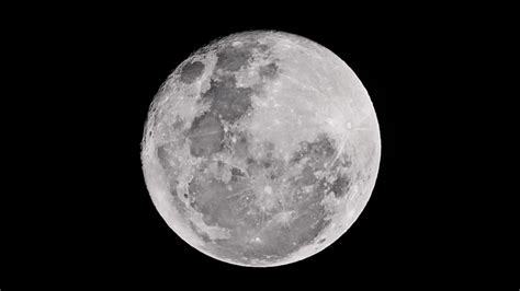 看不见的月球：打破38万公里的孤独