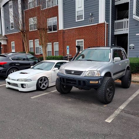 Honda CRV Off Road Build on 34 Inch Tires and 7.5" Lift