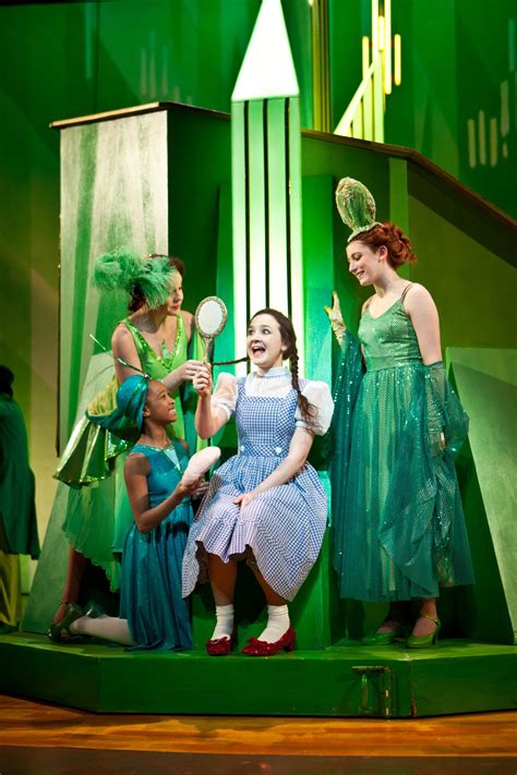 Dorothy (Maeve Coleen Moynihan) finds her way around Emerald City ...