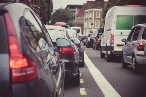 How To Drive In Heavy Traffic & Traffic Jams | LearnerDriverZone