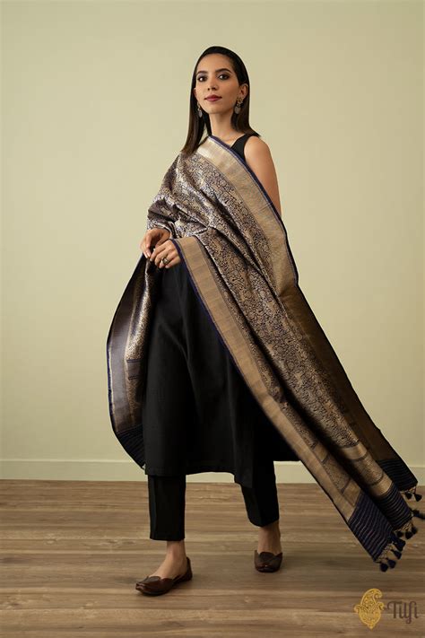 Pre-Order: Navy Blue Pure Katan Silk Banarasi Handloom Dupatta - Tilfi