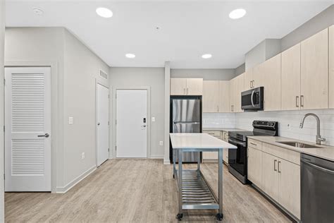 View Photos & Take A Virtual Tour | Lofts at Yard 56