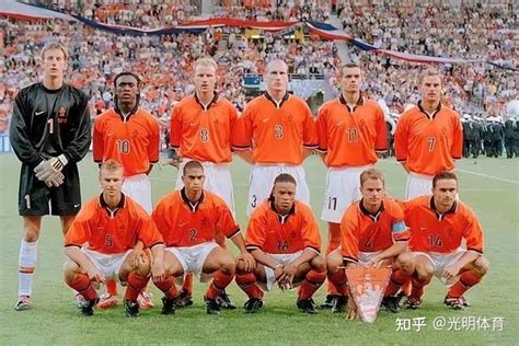 1998年世界杯，荷兰队很强吗？_手机凤凰网