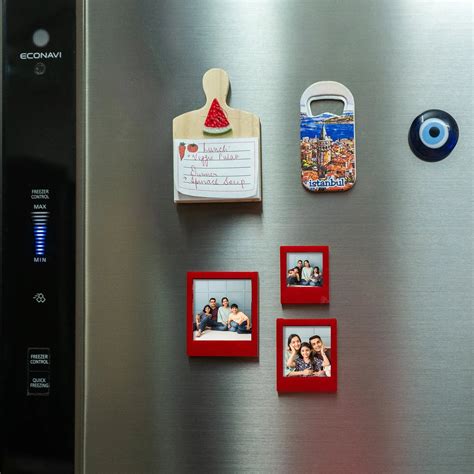 Personalized Polaroid Magnet/Frame Set of 3 | The Zappy Box