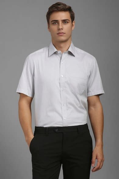 Buy Men Grey Classic Fit Textured Half Sleeves Formal Shirt Online ...