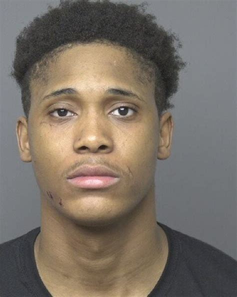 Police: 2 arrested after Dubuque shooting injures man | Tri-state News ...