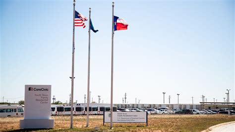 ICE releases detained immigrant families despite 'zero releases' vow