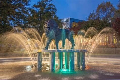 Old Dominion University - Profile, Rankings and Data | US News Best ...