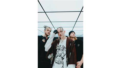 Chase Atlantic Drops New Track “MAMACITA” Along with Lyric Video ｜ NiEW ...