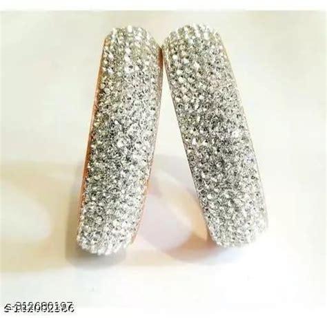 Silver Patti Jalebi Neckless And White Bangles – Shefit