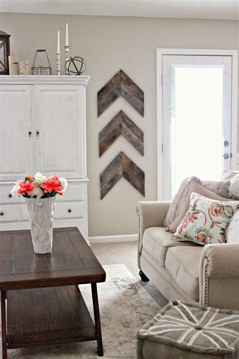45+ Best Farmhouse Wall Decor Ideas and Designs for 2020