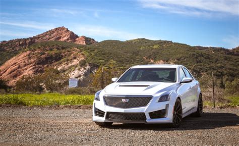2017 Cadillac CTS-V Review - GTspirit