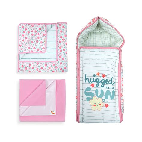 The Flower White Bundle - Quilt + Dry Sheet + Carry Nest