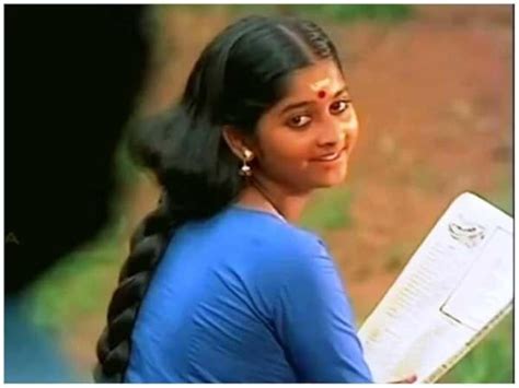 Actress monisha unni entered cinema at 14 won national award at 16 died ...