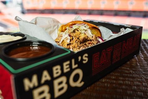 Aramark Enhances NFL Stadium Food & Fan Experiences in 2025 - in the ...