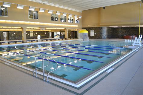 Lifetime Fitness Pool / Lifetime Fitness Mt Laurel Main Line Commercial ...