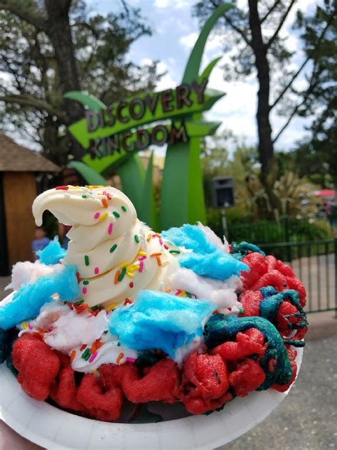 Cake Six Flags 的图像结果