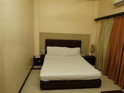 CENTURION INN MODEL COLONY (Pune) - Hotel Reviews, Photos, Rate ...