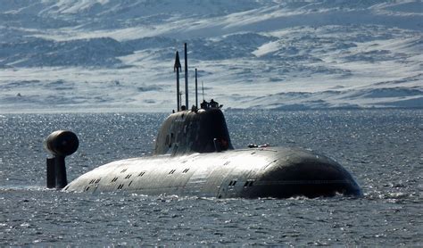 Project 971/Akula I class SSN Pantera (K-317) : r/submarines