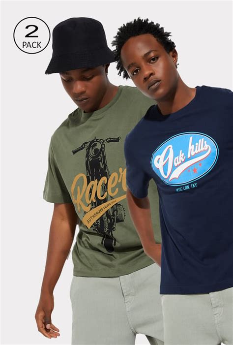 Buy T-shirts for Men Online Starting at ₹199 | Max Fashion